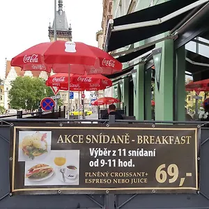 https://charles-apartment.praguehotelsweb.com