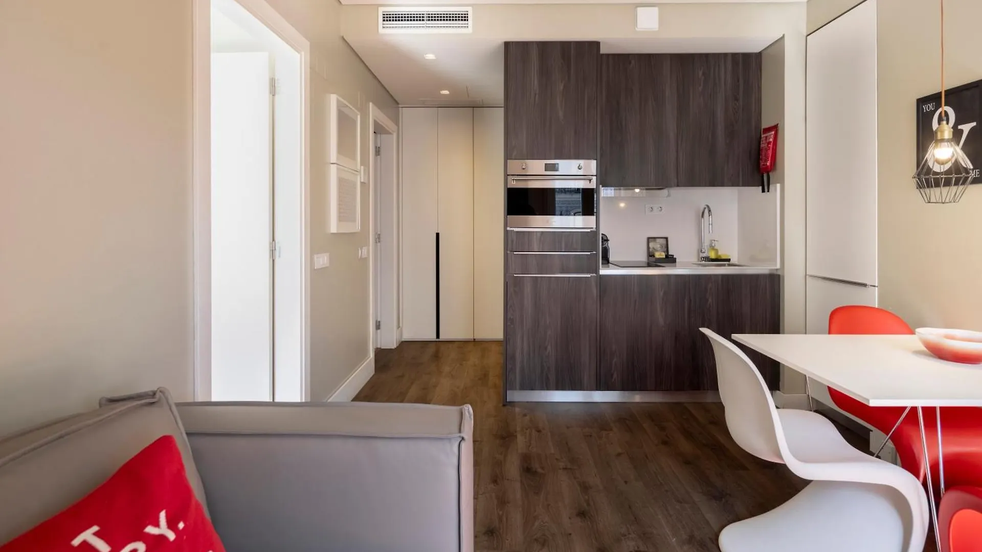 Chiado Mercy Apartments | Lisbon Best Apartments 0*,